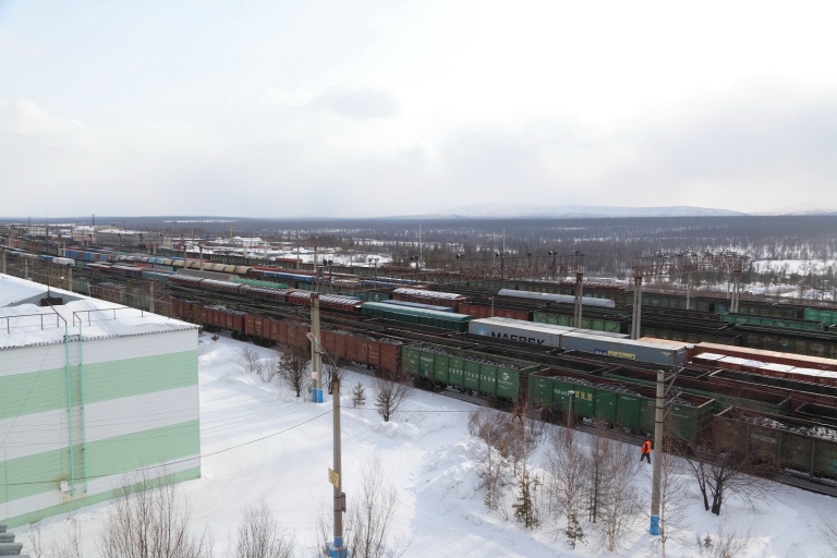 Железнодорожные пути на станции Беркакит